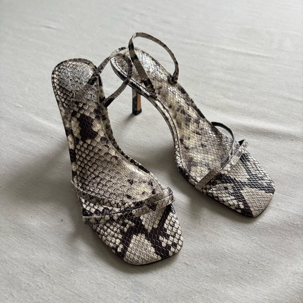 Vince Camuto VC-Sheela Sankeskin Slingback Sandals 7.5 | Chic Minimal